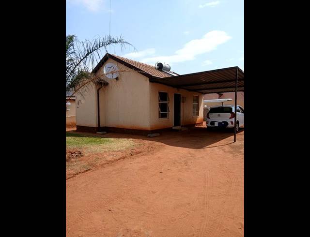 2 BEDROOM HOUSE FOR SALE IN BRAM FISCHERVILLE